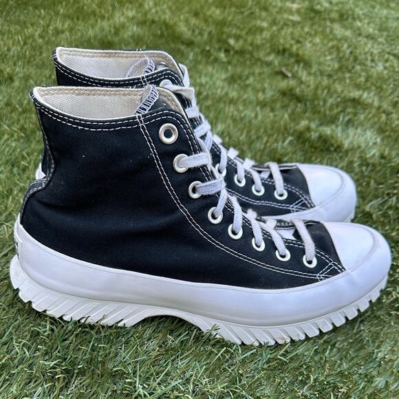 Converse Chuck Taylor All Star Lugged 2.0 Chucky Lace Up High Top Sneakers 9.5 - Picture 1 of 9